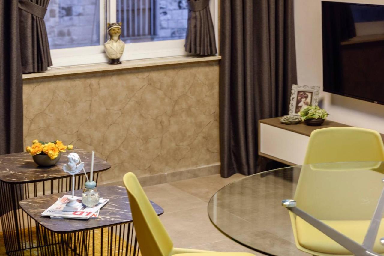 Authentic One Bedroom Apartment In City Center Jerusalem Ngoại thất bức ảnh